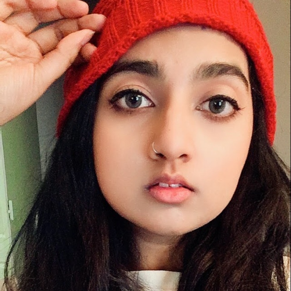 Meet your Posher, Sadaf